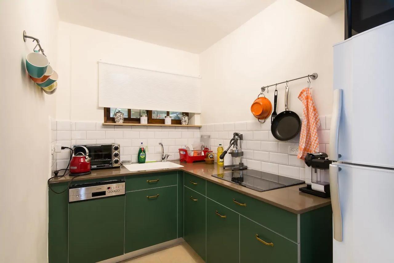 Cozy Apartment In The Carmel Center Haifa Kültér fotó
